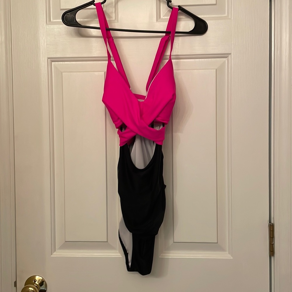 Bathing suit